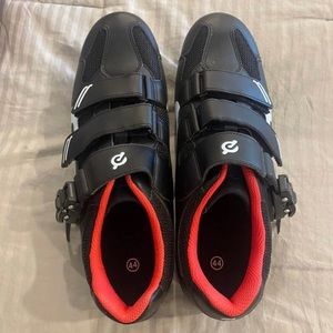 Peloton Shoes Size 44